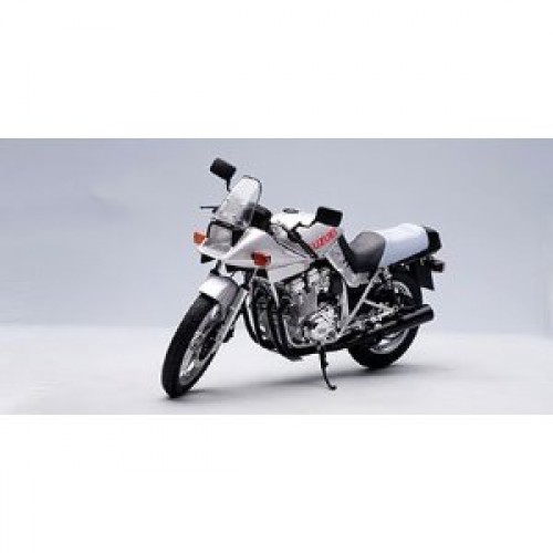 Autoart - Bike Scale Models - 112 Suzuki GSX 1100S Katana Silver
