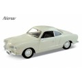 Welly - Car Scale Model - Volkwagen Karmann Ghia Coupe - 1-18